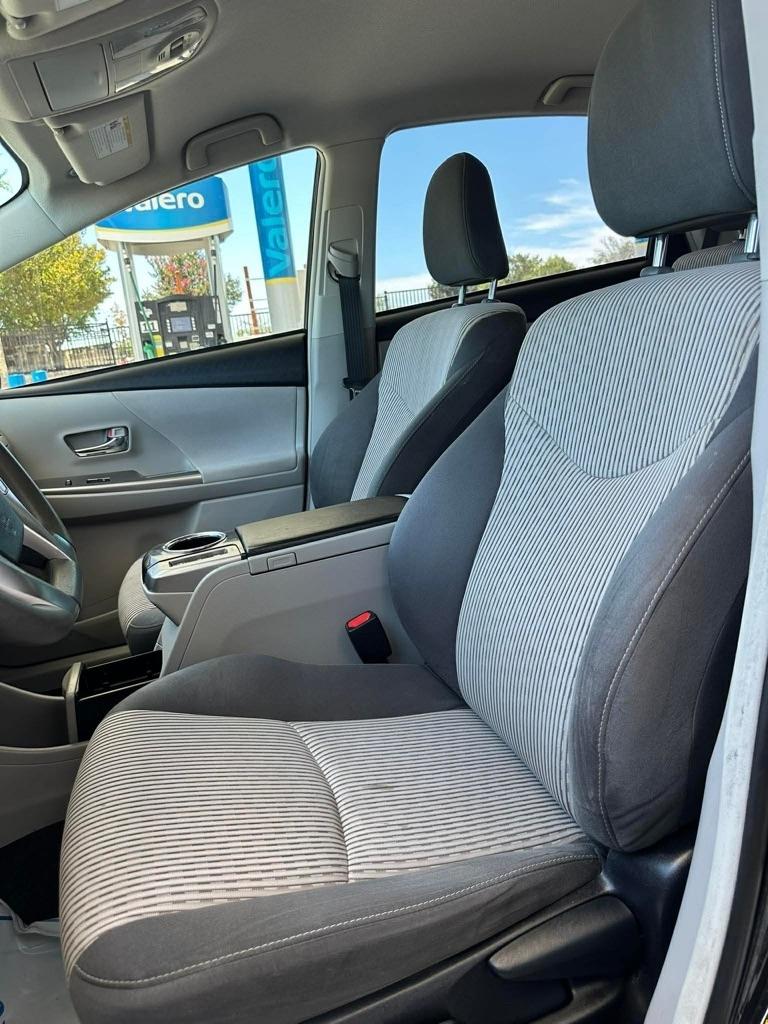 Toyota Prius V Three 2017
