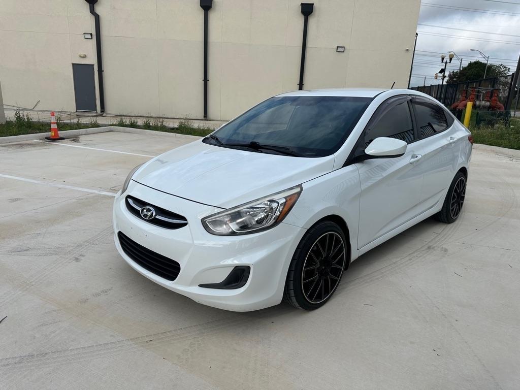 Hyundai Accent SE 4-Door 6A 2017