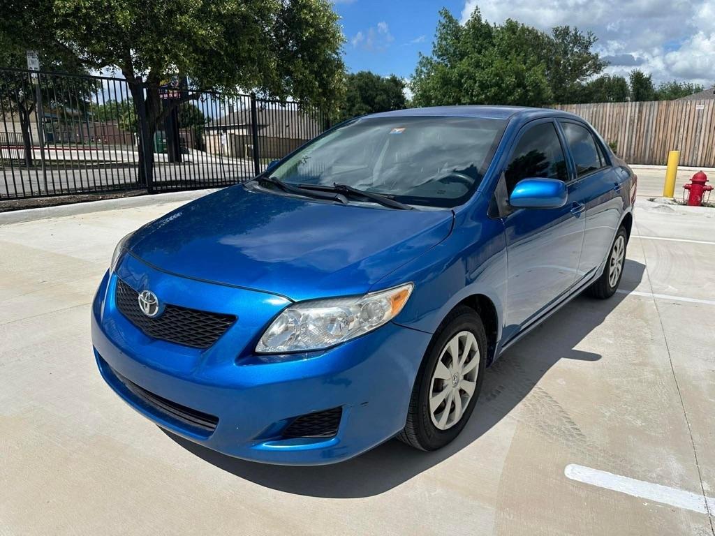 Toyota Corolla 4dr Sdn Base Auto 2010