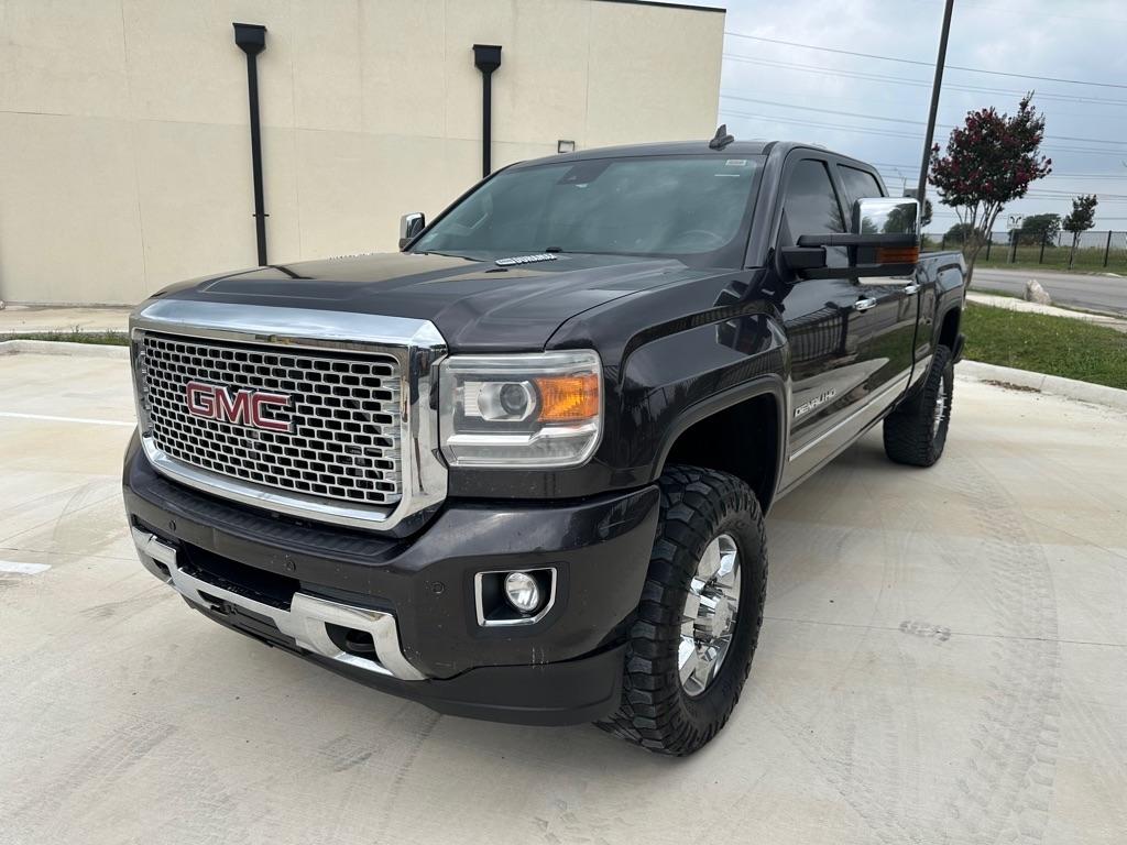 2015 GMC Sierra 3500HD Denali Crew Cab 4WD