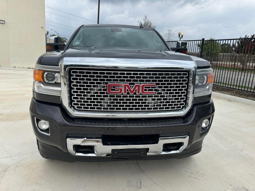 GMC Sierra 3500HD Denali Crew Cab 4WD 2015