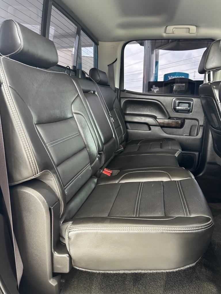 GMC Sierra 3500HD Denali Crew Cab 4WD 2015