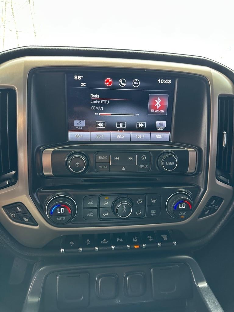 GMC Sierra 3500HD Denali Crew Cab 4WD 2015