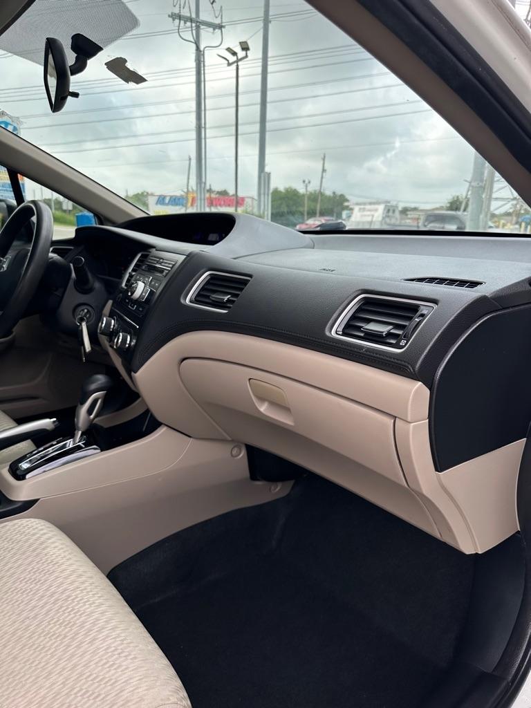 Honda Civic HF Sedan CVT 2015
