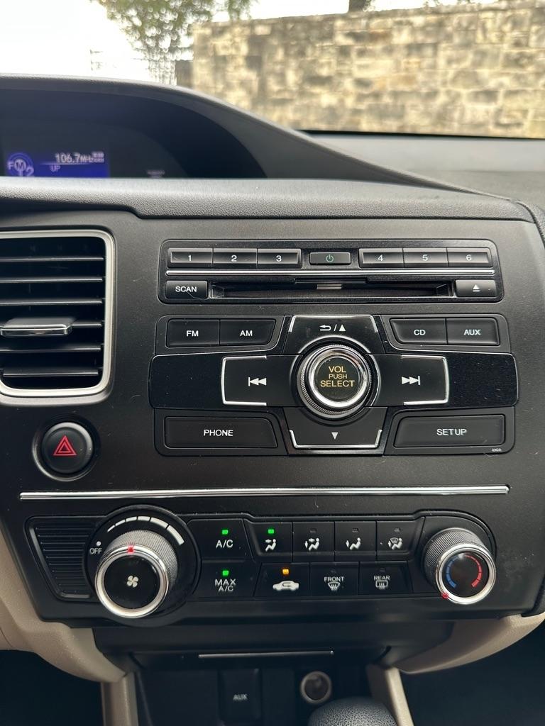 Honda Civic HF Sedan CVT 2015
