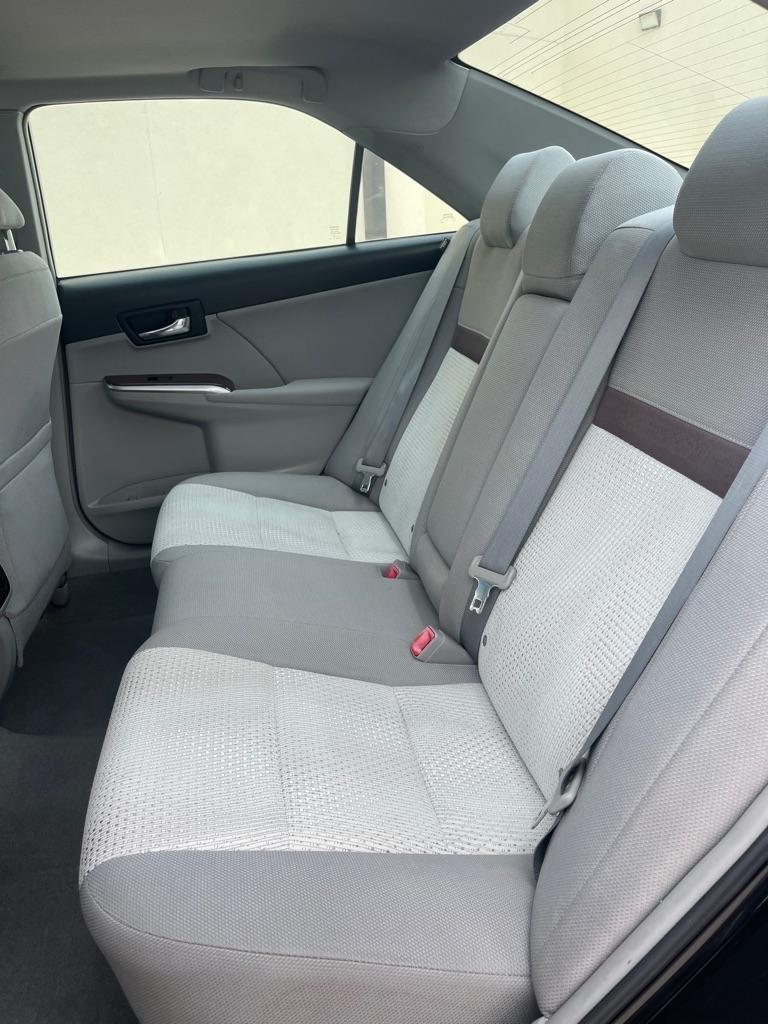 Toyota Camry SE 2012