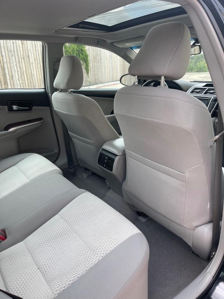 Toyota Camry SE 2012