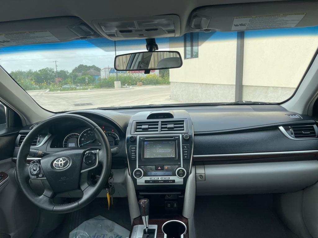 Toyota Camry SE 2012