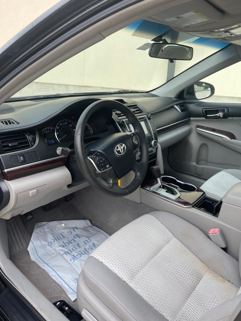 Toyota Camry SE 2012