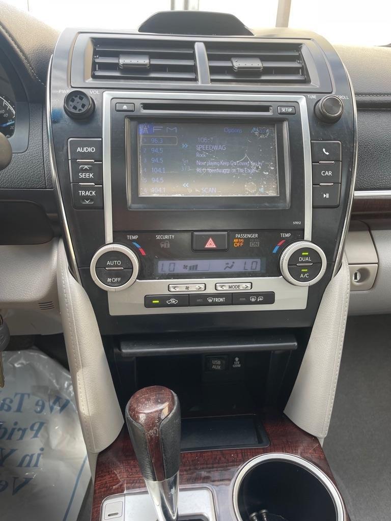 Toyota Camry SE 2012