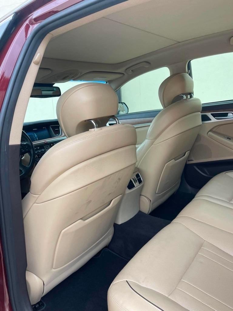 Hyundai Genesis 3.8L 2016