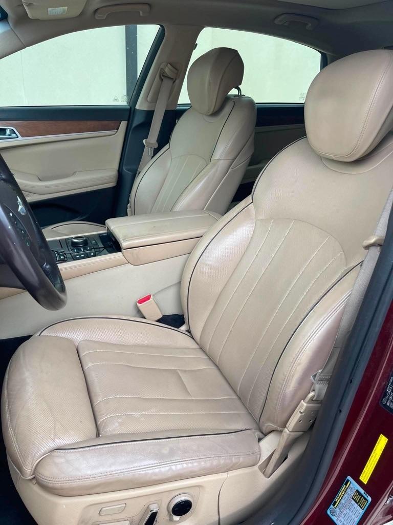Hyundai Genesis 3.8L 2016