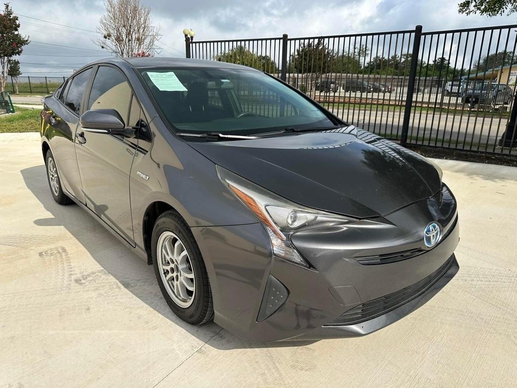 Toyota Prius Two Eco 2016