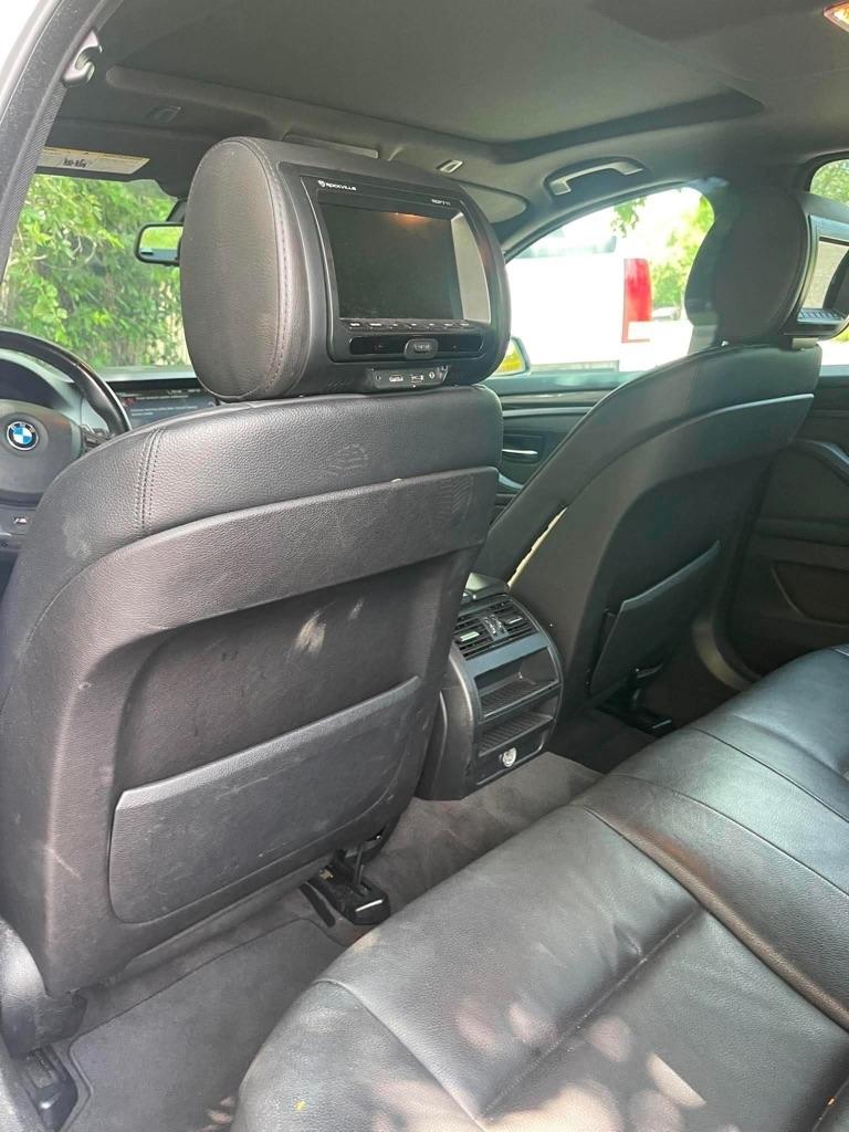 BMW 5-Series 535i 2013