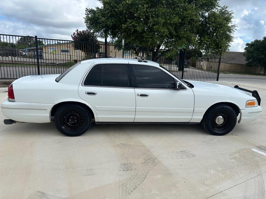 Ford Crown Victoria Base 1999