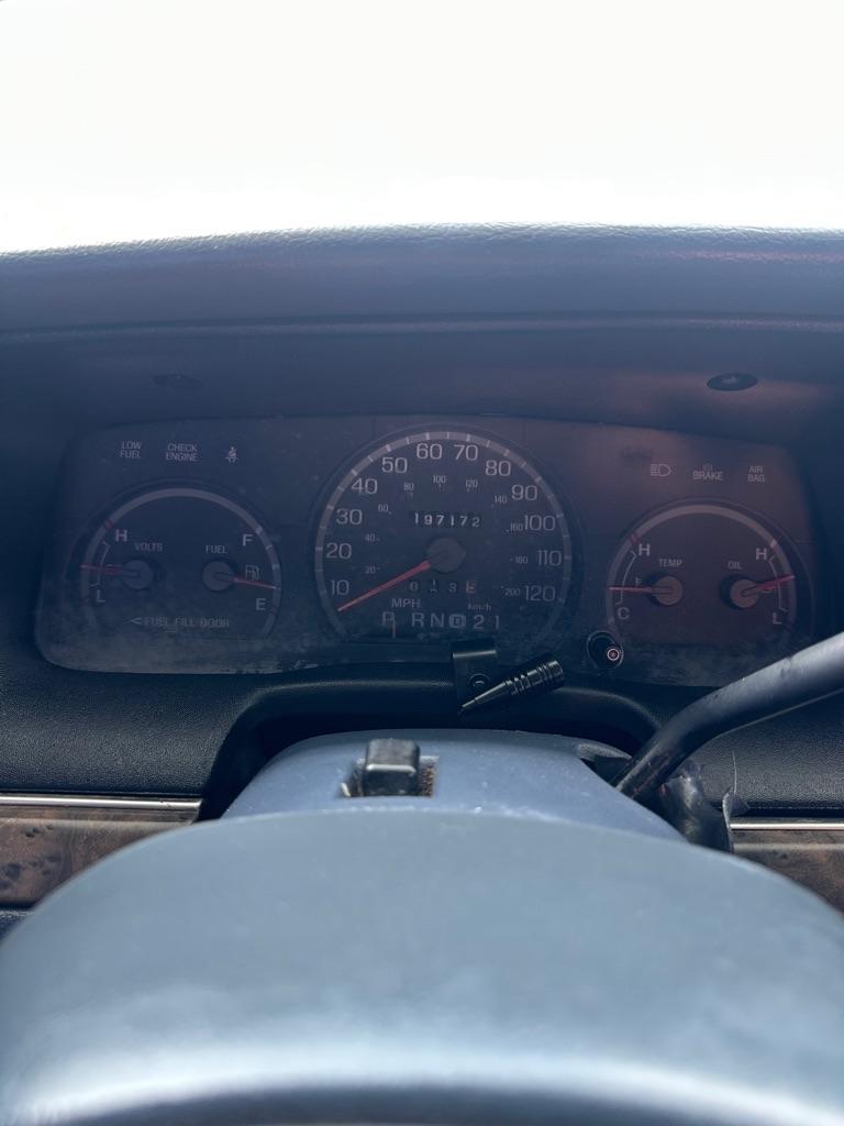 Ford Crown Victoria Base 1999