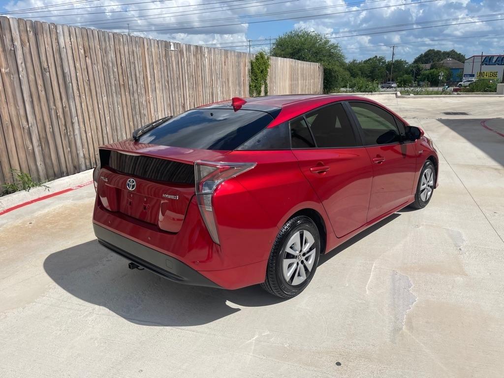 Toyota Prius Two 2017