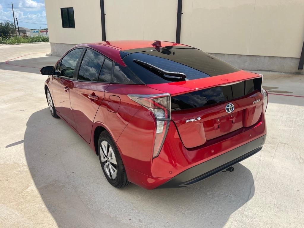 Toyota Prius Two 2017
