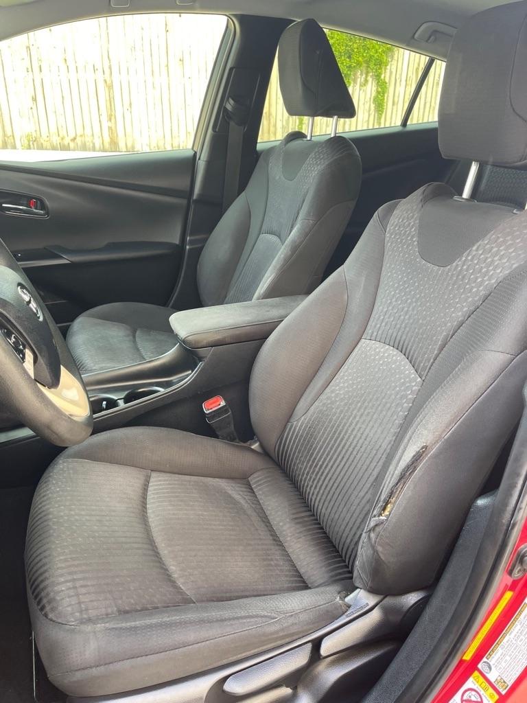 Toyota Prius Two 2017