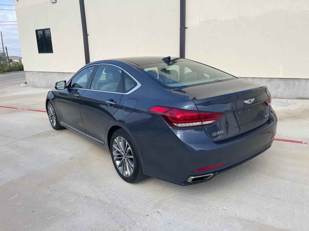 Hyundai Genesis 3.8L 2016