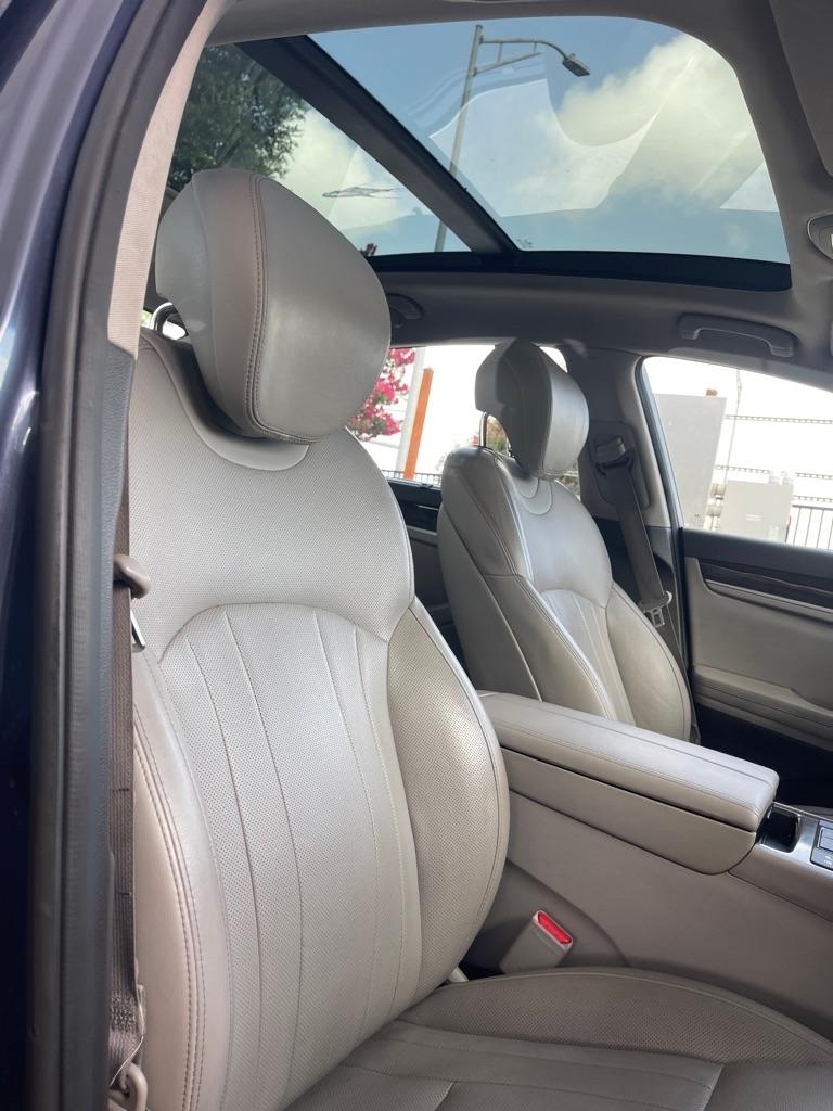 Hyundai Genesis 3.8L 2016