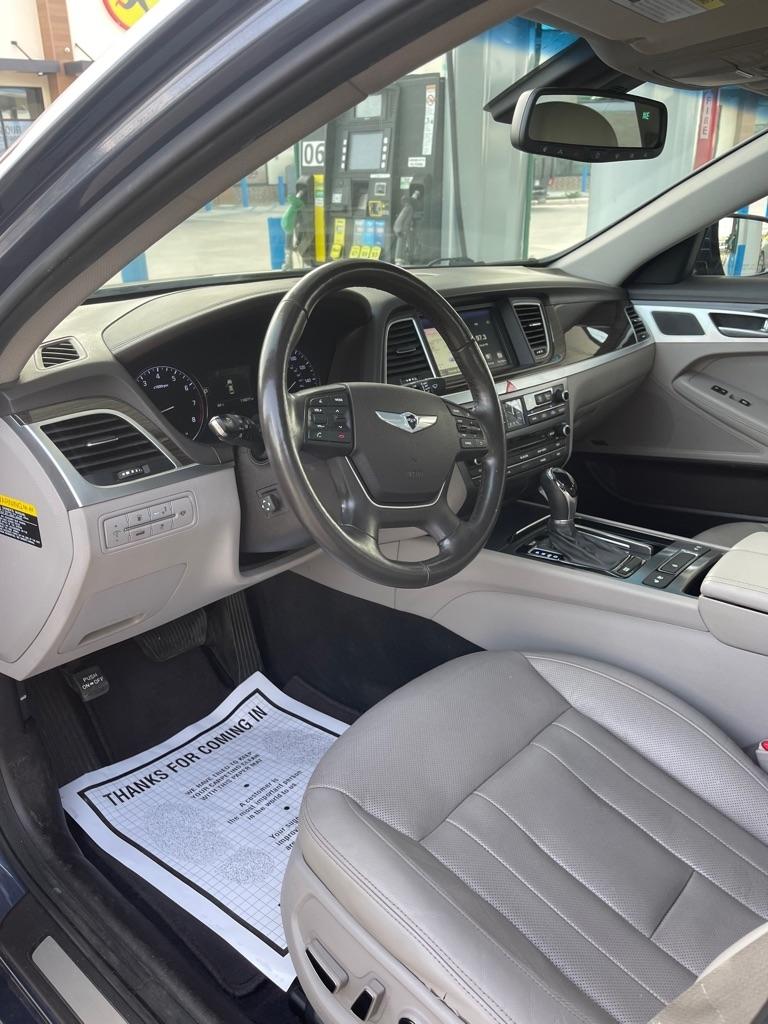 Hyundai Genesis 3.8L 2016