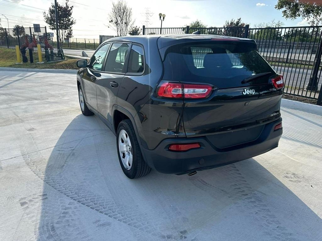 Jeep Cherokee Sport FWD 2016