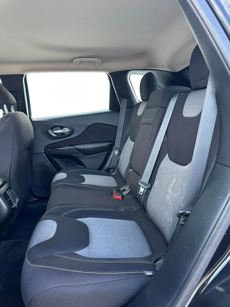 Jeep Cherokee Sport FWD 2016