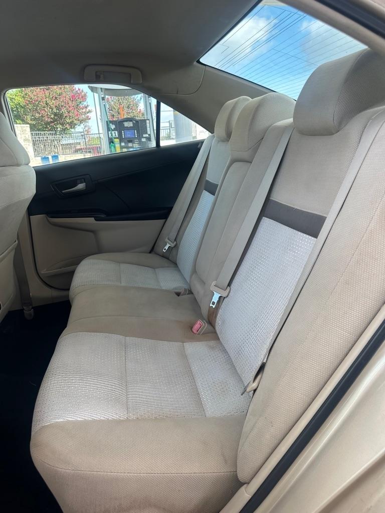 Toyota Camry SE 2012