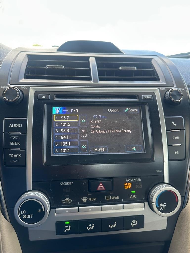 Toyota Camry SE 2012
