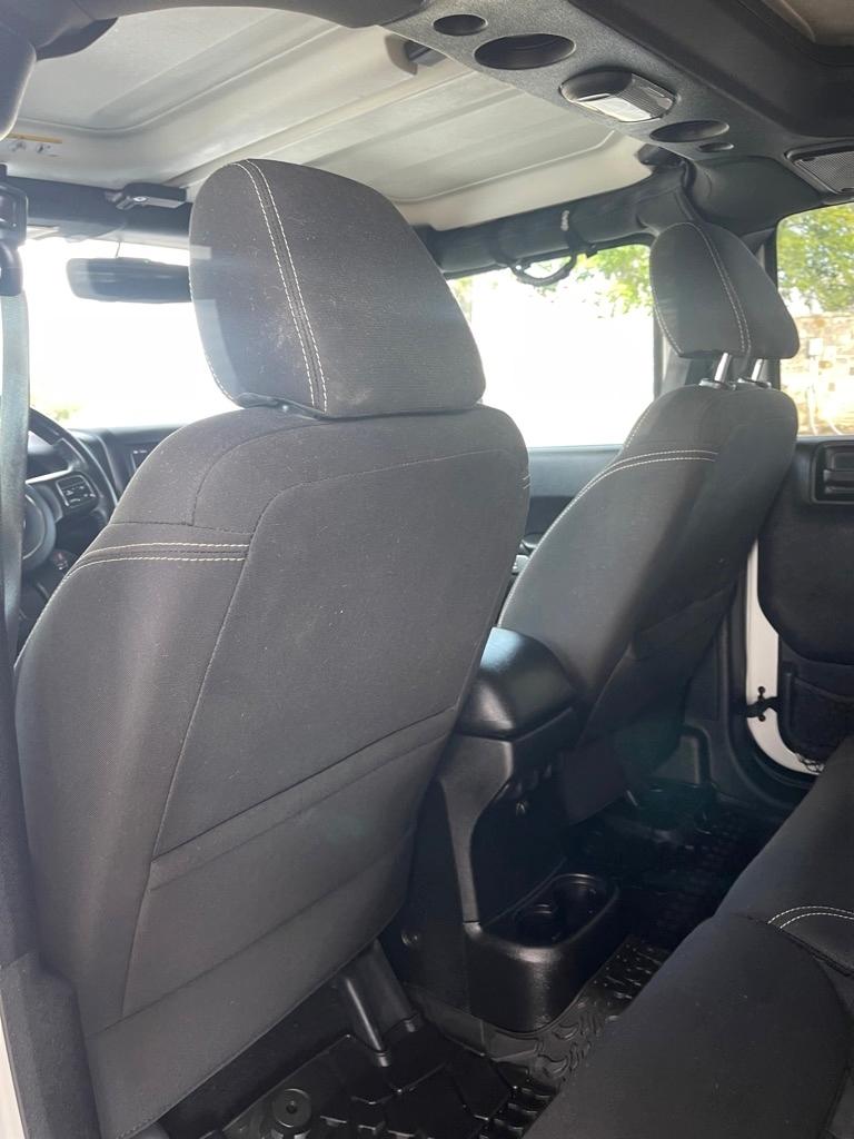 Jeep Wrangler Unlimited Sahara 4WD 2016