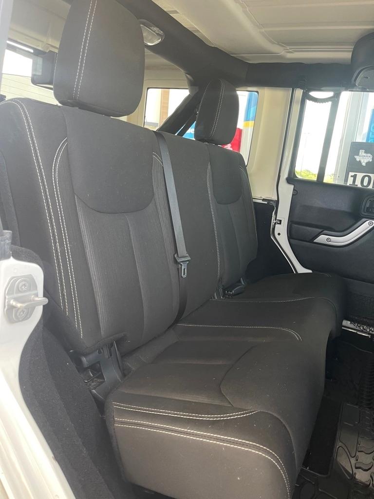 Jeep Wrangler Unlimited Sahara 4WD 2016