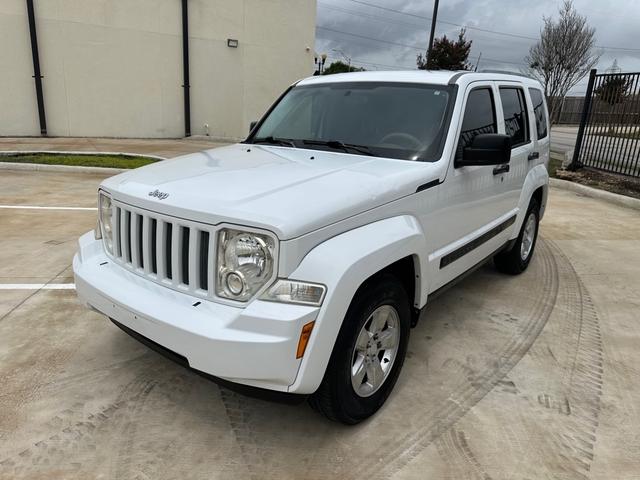 White 2011 Jeep Liberty SUV / Crossover 4X2 Automatic