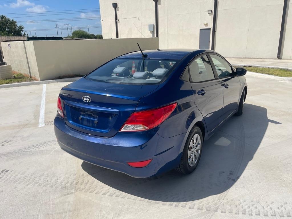 Hyundai Accent SE 4-Door 6A 2016