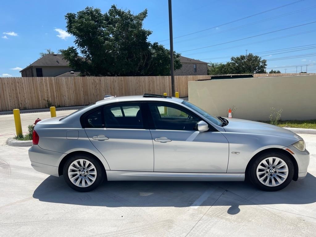 BMW 3-Series 328i 2009