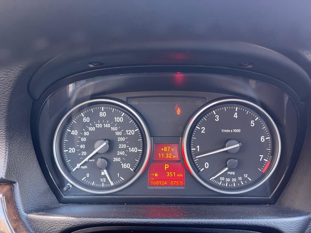 BMW 3-Series 328i 2009