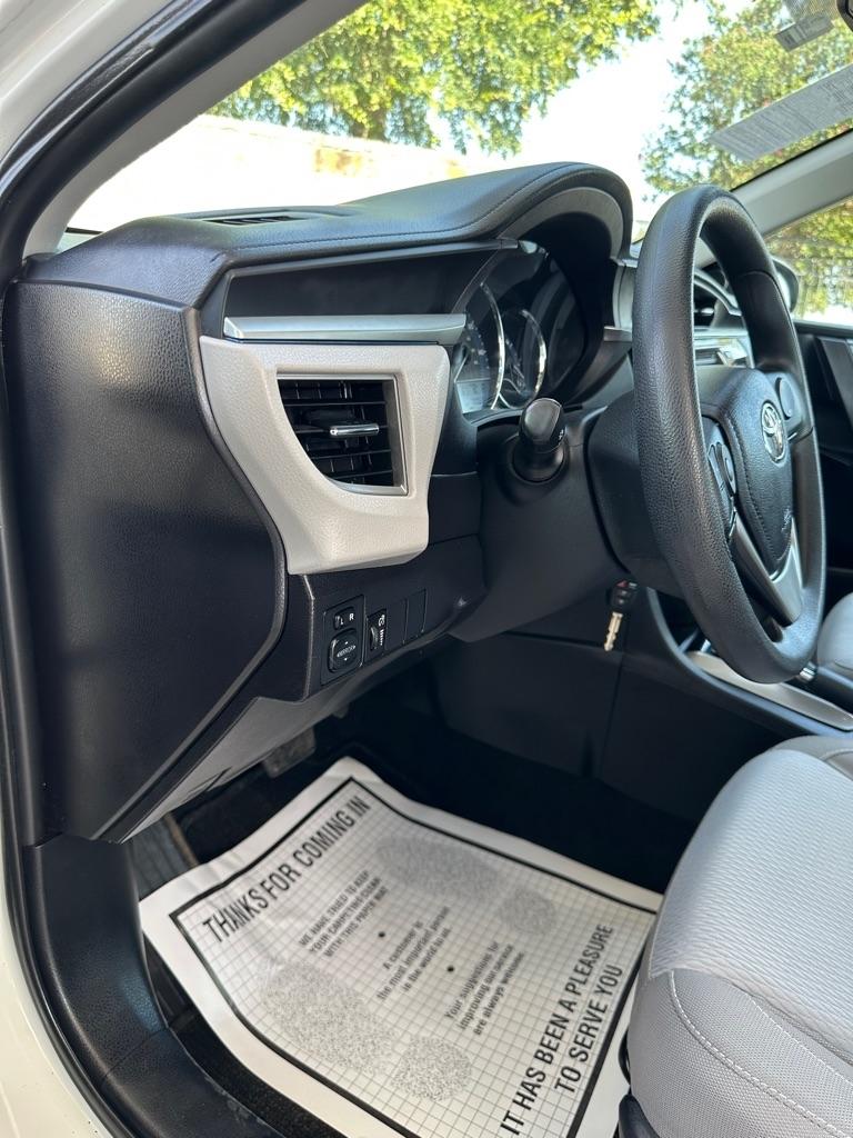 Toyota Corolla LE CVT 2016