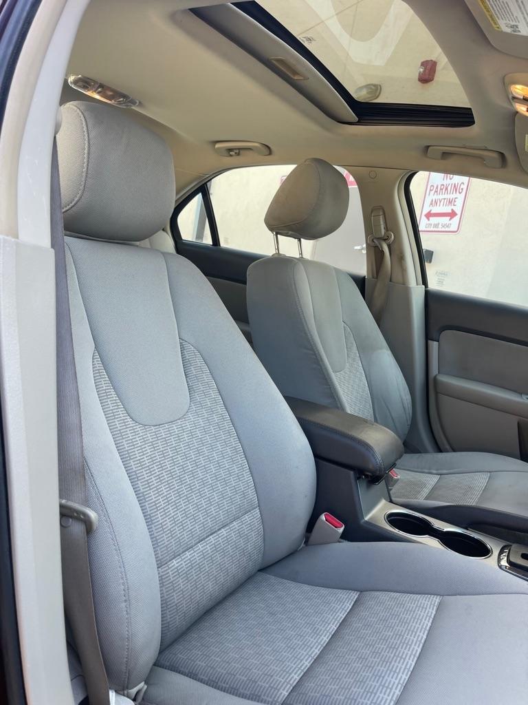 Ford Fusion I4 SE 2011