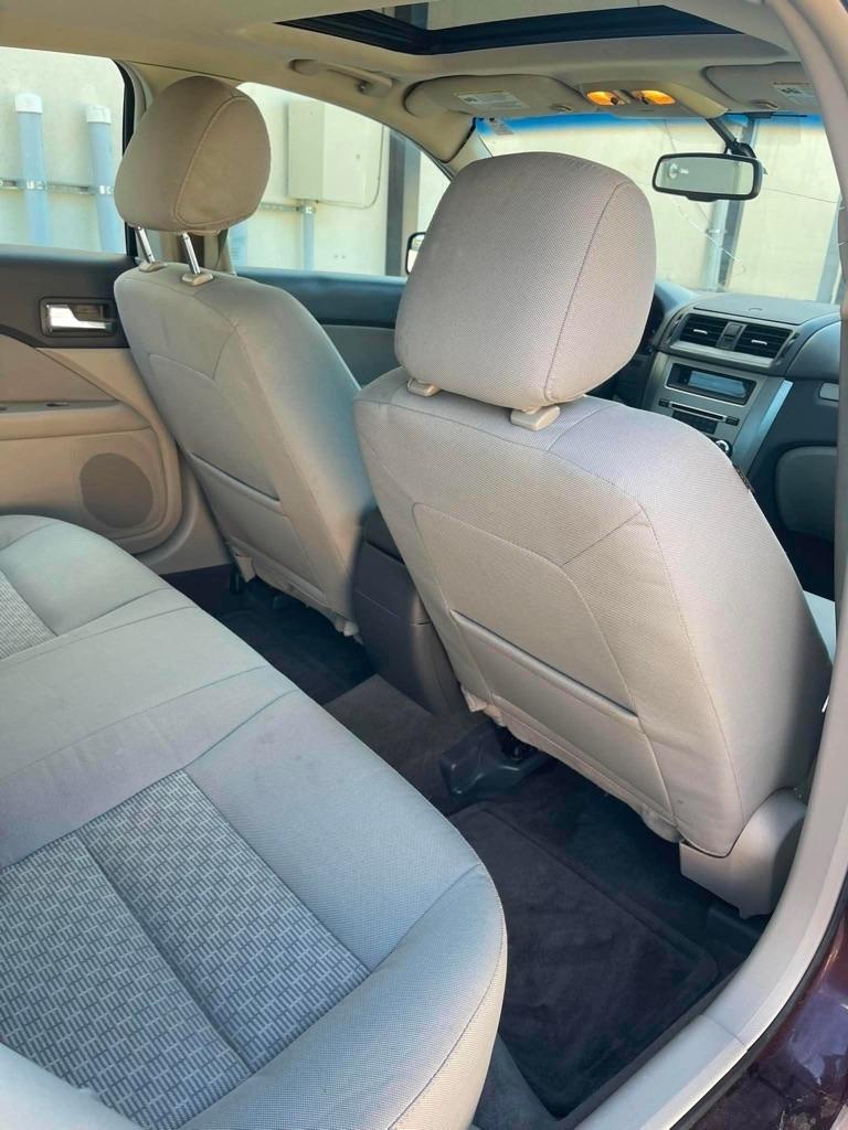 Ford Fusion I4 SE 2011