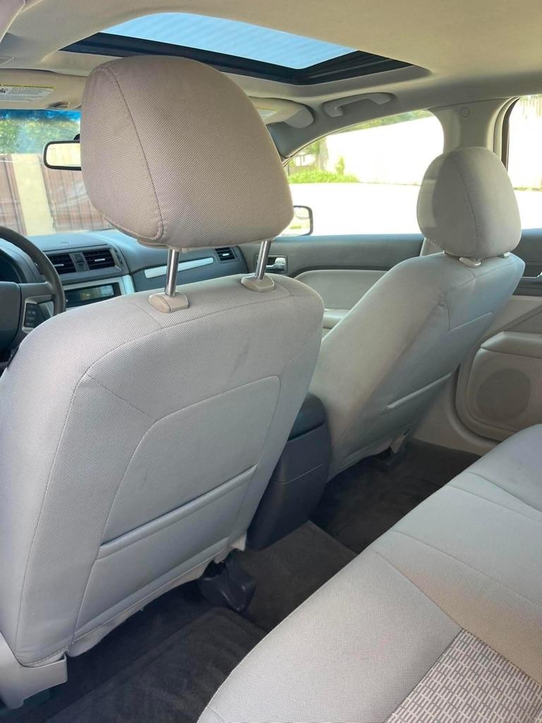 Ford Fusion I4 SE 2011