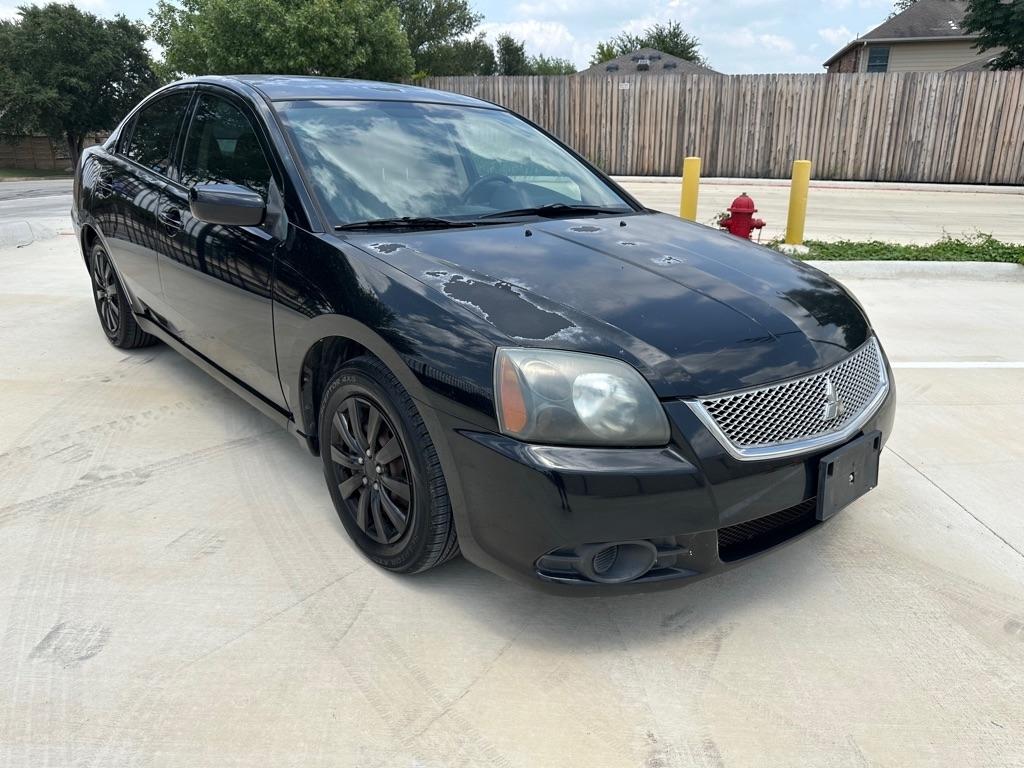 Mitsubishi Galant ES 2011