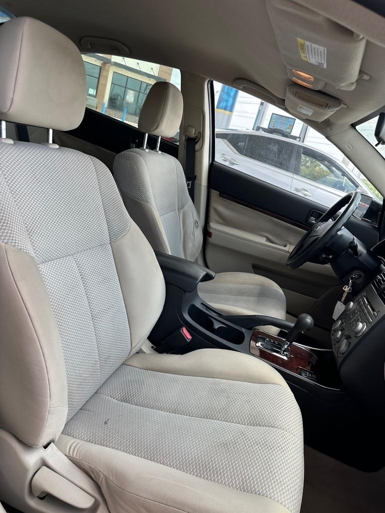 Mitsubishi Galant ES 2011