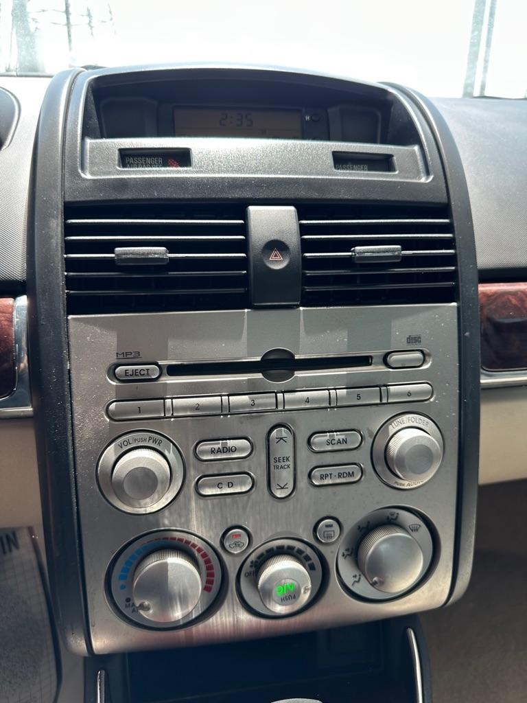 Mitsubishi Galant ES 2011