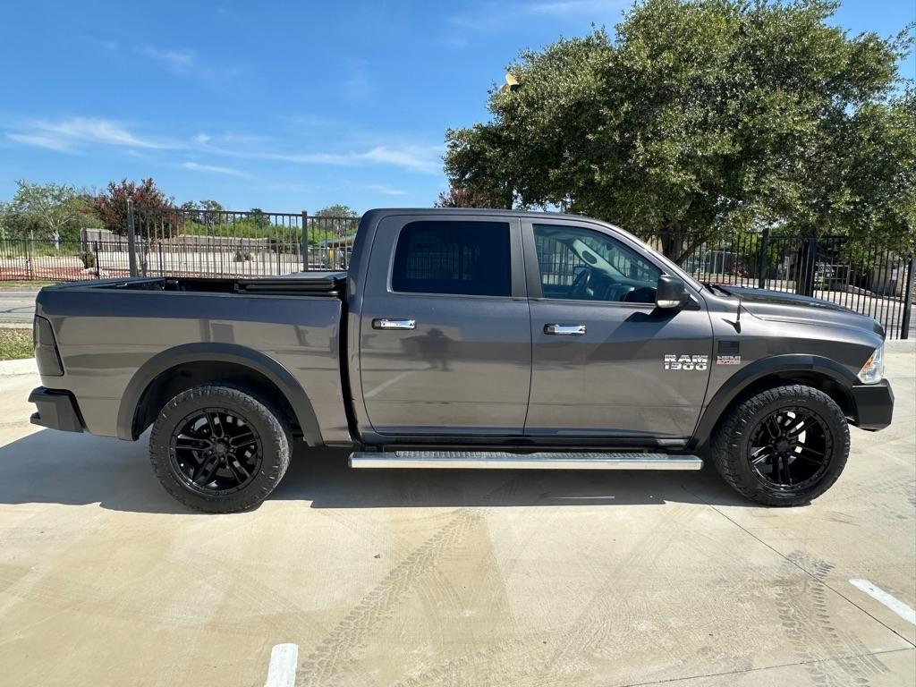 RAM 1500 SLT Crew Cab SWB 2WD 2017