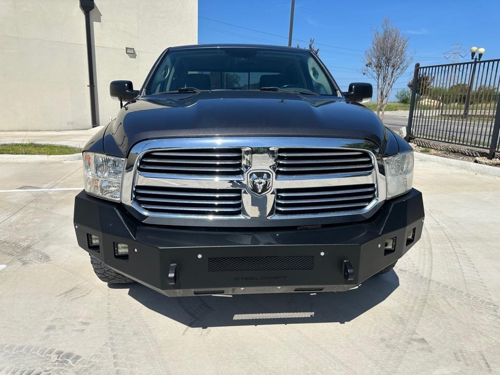 RAM 1500 SLT Crew Cab SWB 2WD 2017
