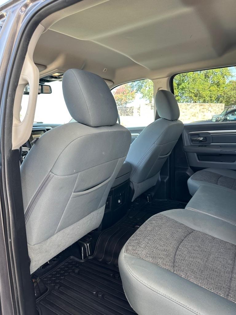 RAM 1500 SLT Crew Cab SWB 2WD 2017
