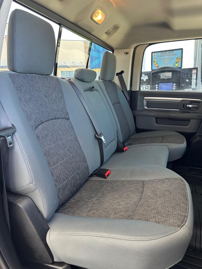 RAM 1500 SLT Crew Cab SWB 2WD 2017