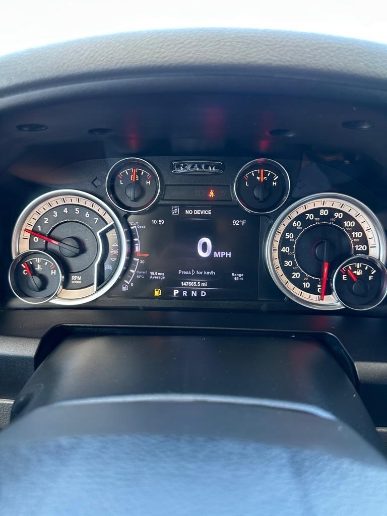 RAM 1500 SLT Crew Cab SWB 2WD 2017