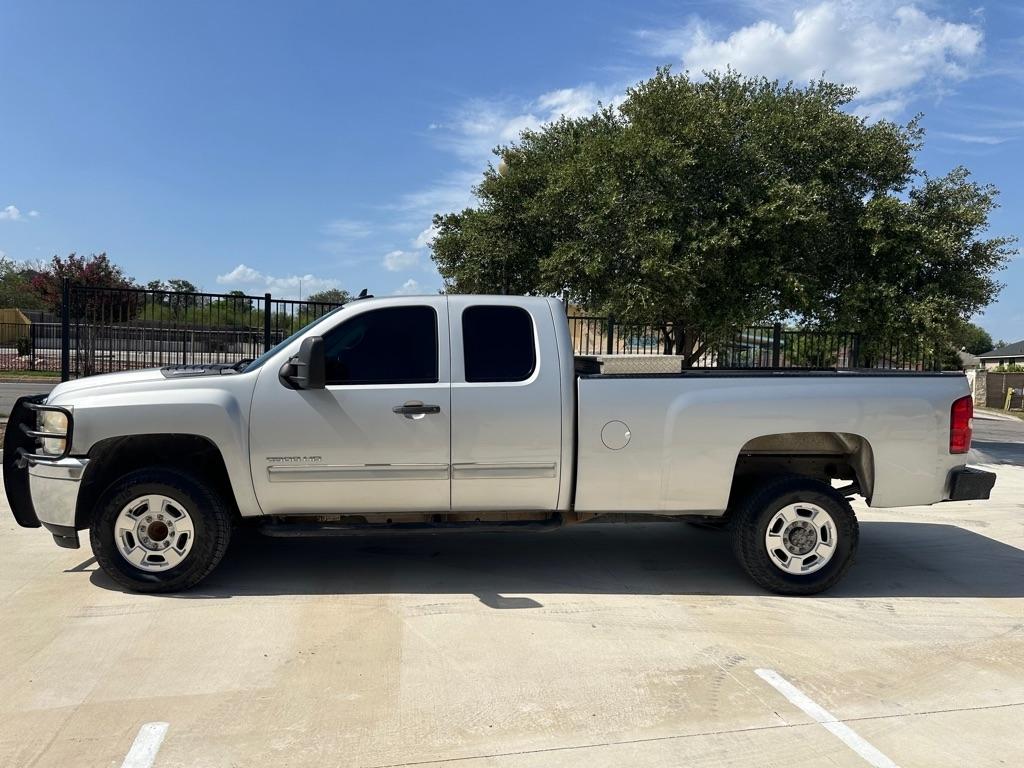 Chevrolet Silverado 2500HD LT Ext. Cab 2WD 2011