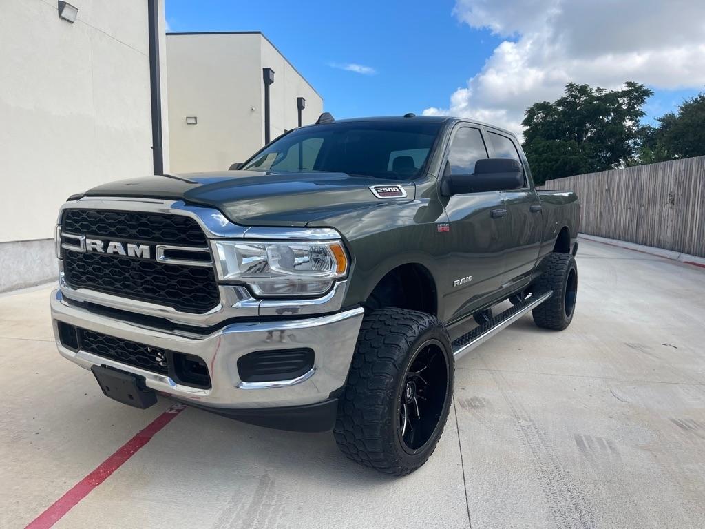 2020 RAM 2500 Tradesman Crew Cab SWB 4WD